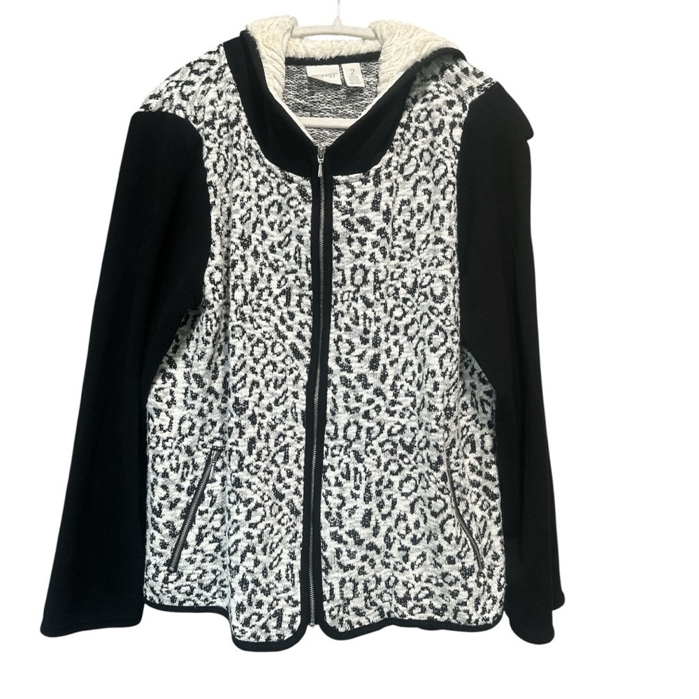 Zynergy Black & White Animal Print Full Zip Hoodie Cozy Soft Athleisure Sz L
